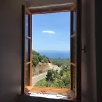 Hostel Shotgun & *