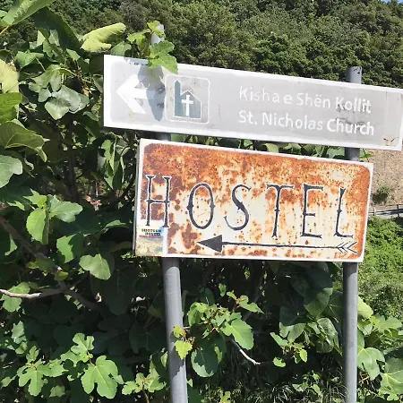 Shotgun & Hostel Vuno